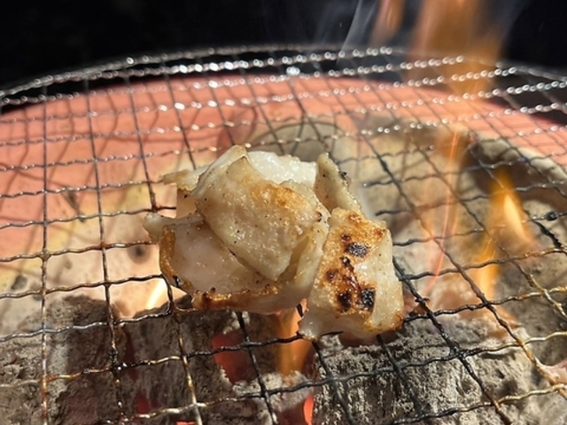 塩ホルモン ろくめい 大村本店の写真1