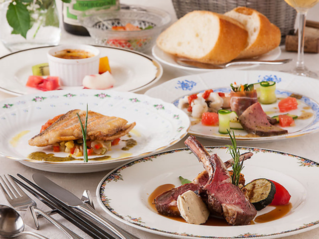 ビストロかもめ亭の写真1