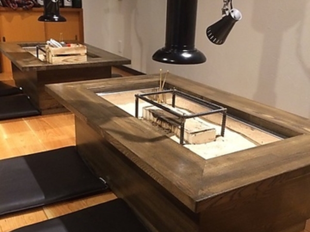 炭火 焼亭の写真1