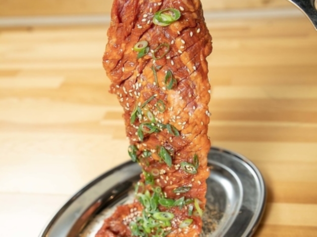 肉匠中むら タンとハラミ時々ホルモンの写真1