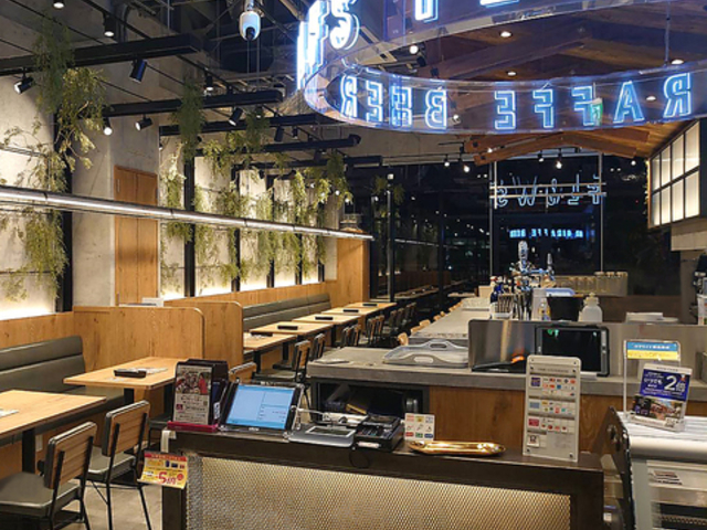 FLOWS GRILL BAR ジ アウトレット湘南平塚の写真1