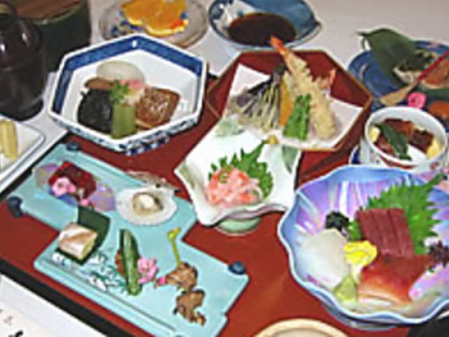 割烹 桃山の写真1