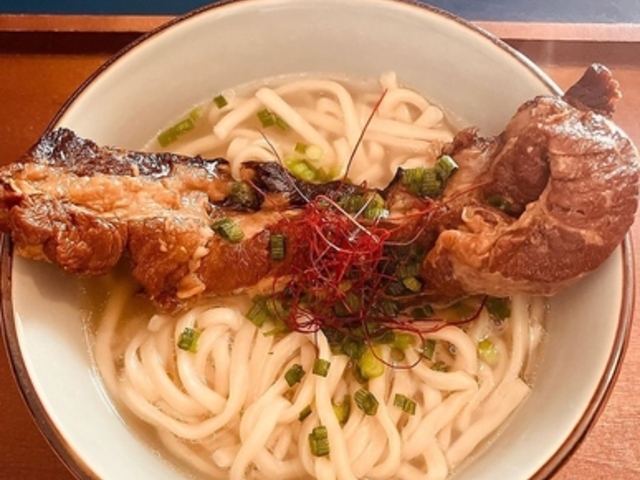 お食事処 三色屋の写真1