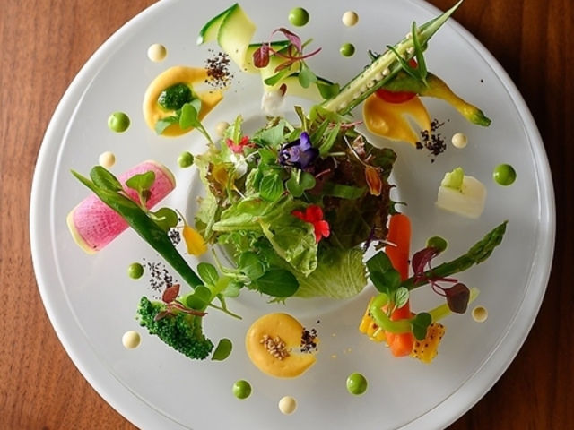 La table de IDEAL restaurant ラターブルドゥイデアルの写真1