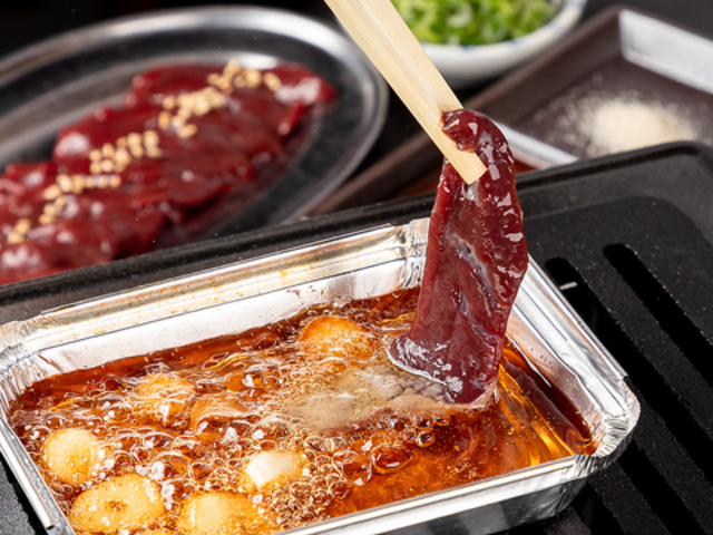山科焼肉ホルモン安東の写真1