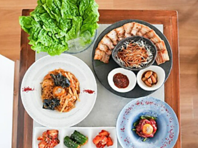 韓国料理コトブキの写真1