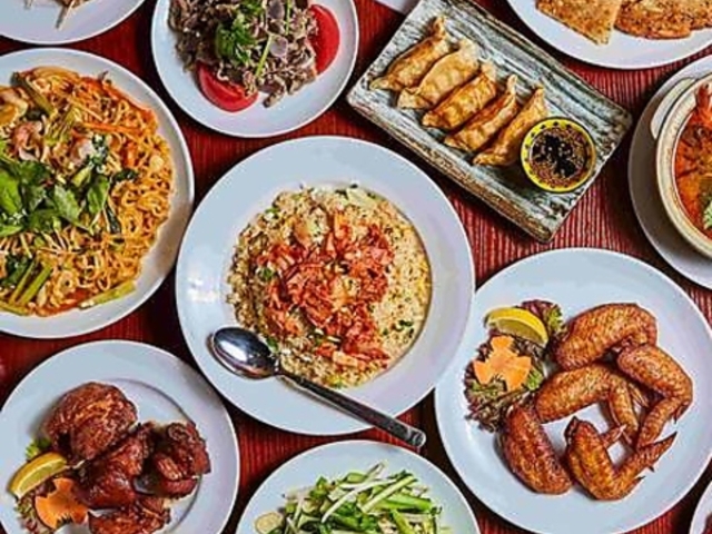 マナスルキッチン 鶴ヶ峰店の写真1