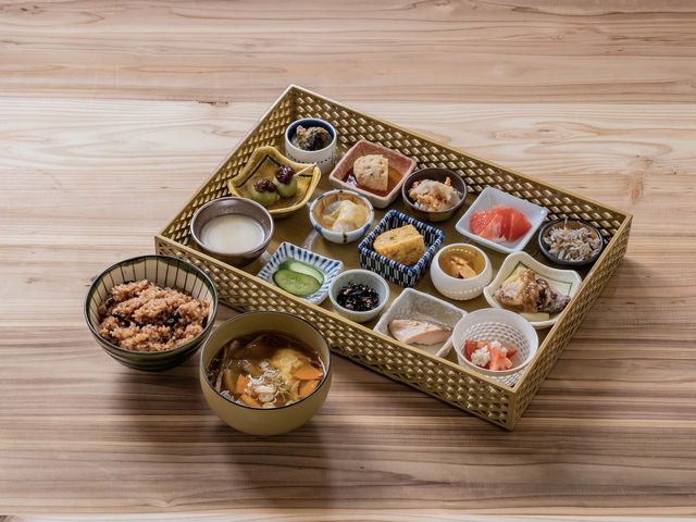 お食事処俵やでの人気No.1メニューの『俵や御膳』_おふろcafe 白寿の湯