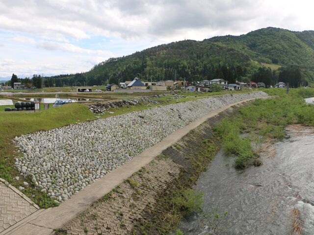 平山の締切堤防遺構の写真1