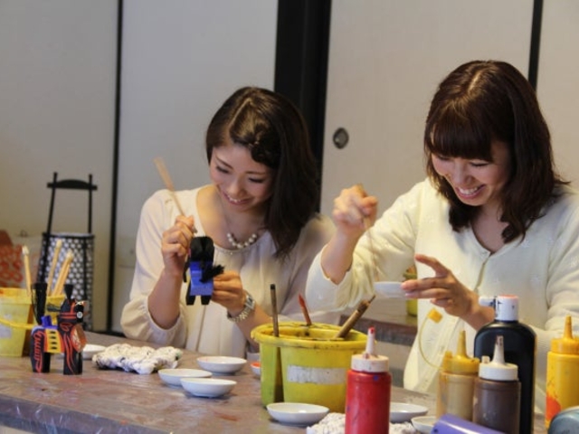 張子絵付け体験(高柴デコ屋敷)の写真1