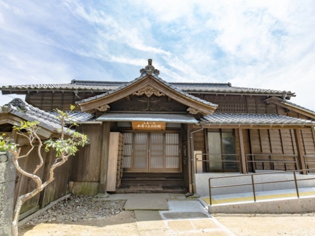 山本二三美術館