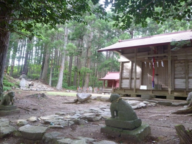 鶴ヶ峰八幡神社の写真1