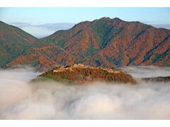 竹田城跡 雲海シーズンの写真1