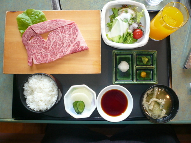 前沢牛オガタ