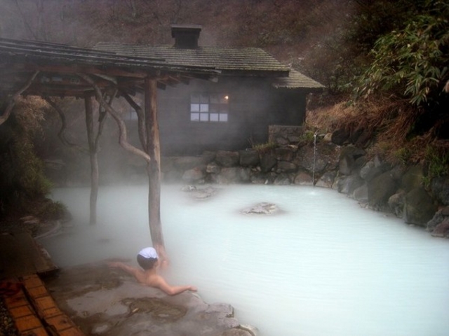 鶴の湯温泉