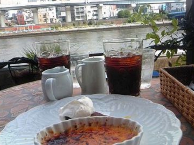 CAFE MEURSAULT