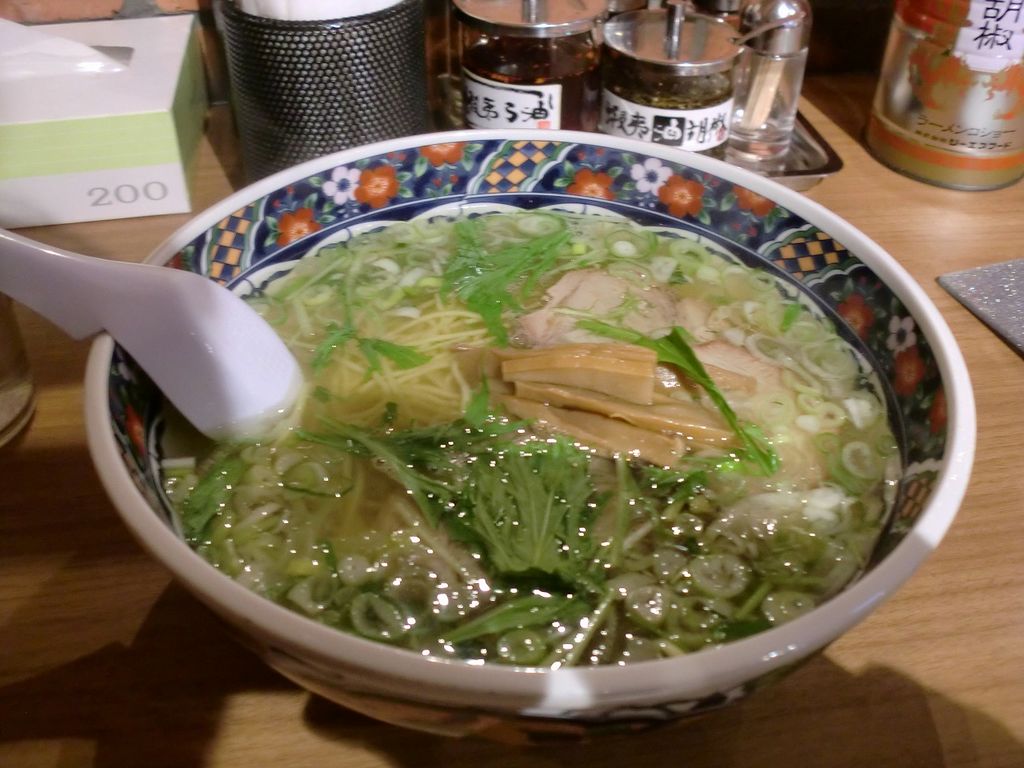 麺厨房 あじさい 千歳空港店