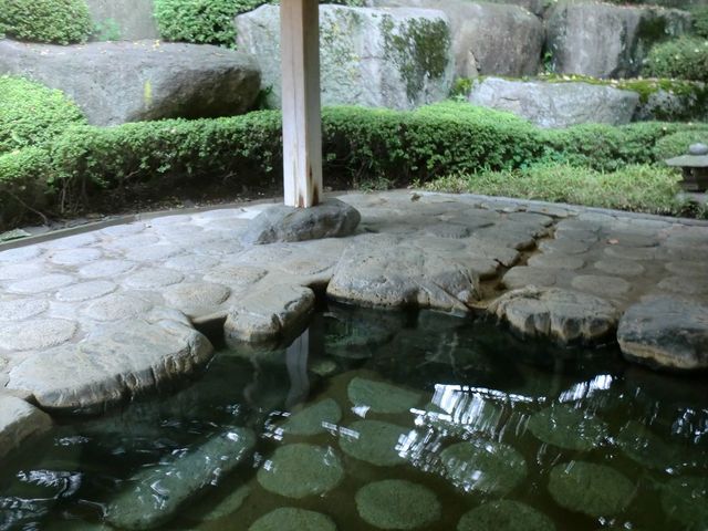 無色透明の温泉_薬師堂温泉
