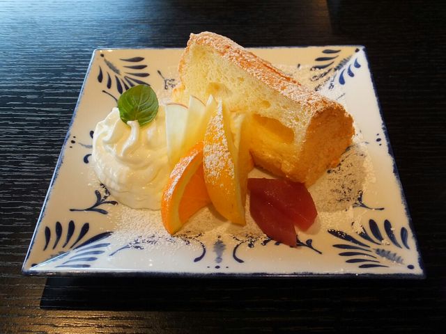 GALLERY AND CAFE 空