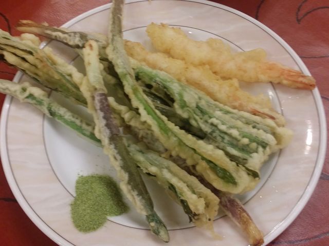 行者にんにく 他にも舞茸、ピーマン、海老、薩摩芋ありましたよ
カラット揚げたてで、美味しくいただき_十勝川温泉ホテル大平原