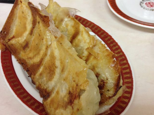 大きな餃子_餃子 李 薬院