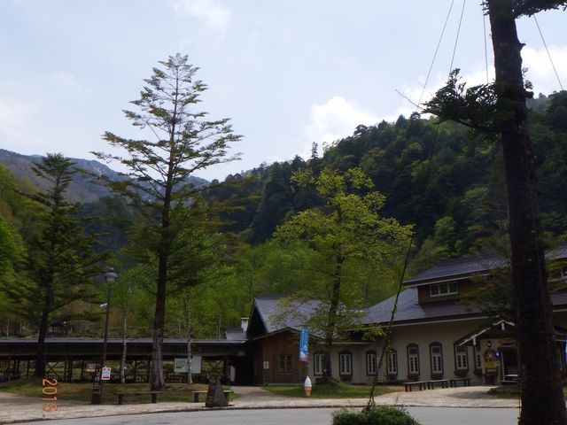 売店他の風景_【休館中】平湯大滝公園