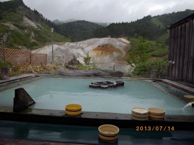 梅雨明け直後の極楽湯_万座温泉日進館