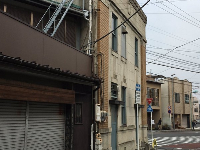 ザ・バンク