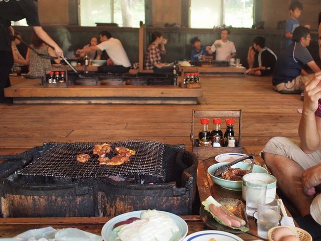 店内。_炭焼地鶏の店 らくだ山