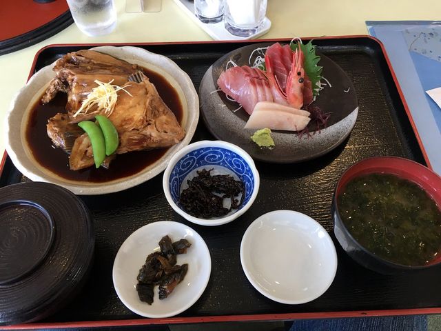 しおさい定食_シーフードレストラン うおっせ