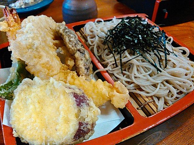 分厚いカットの野菜天ぷら_こばやし 本店