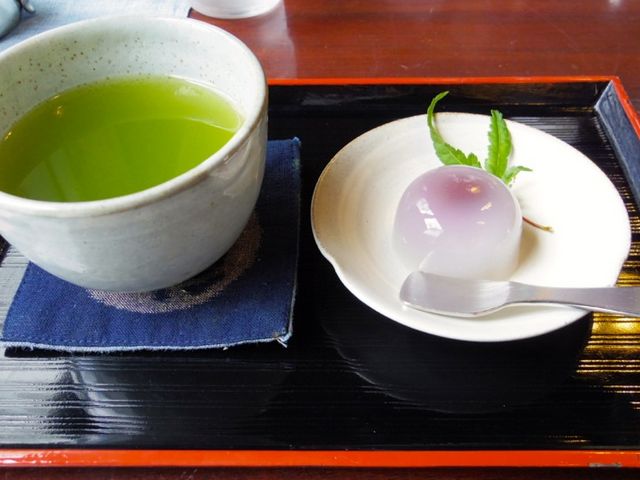 日本茶と水ようかん_中町・蔵シック館