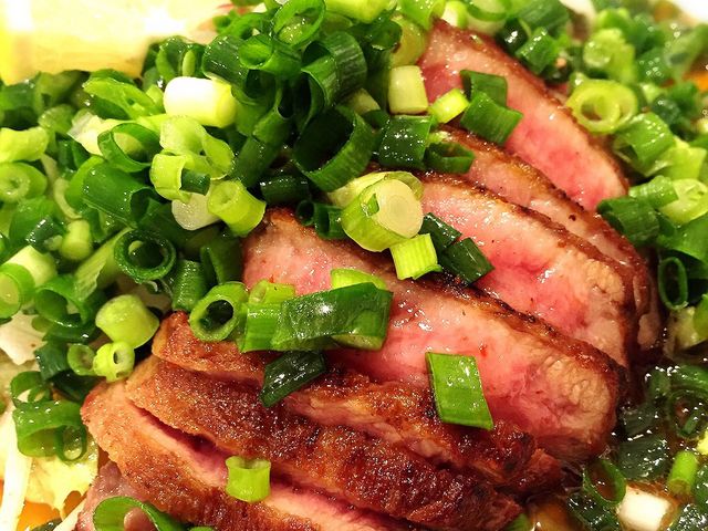 タタキも香ばしさとサッパリとしたタレとで美味しかったです_閣 ぶらんど−む店