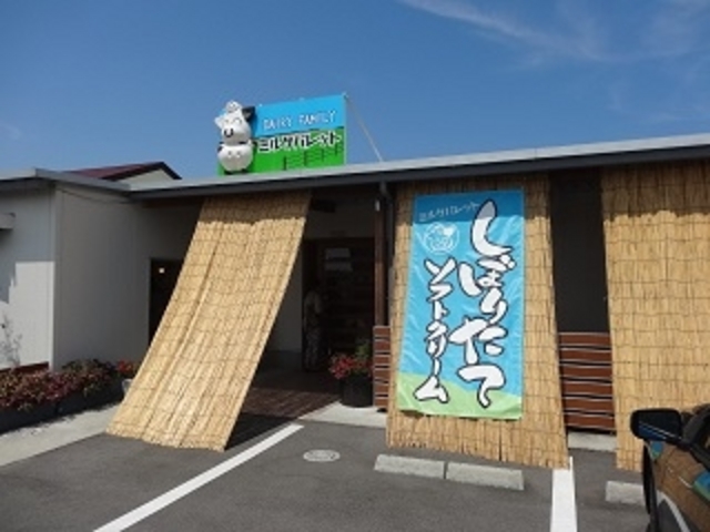 夏は「よしず」が立てられています_ミルクパレット