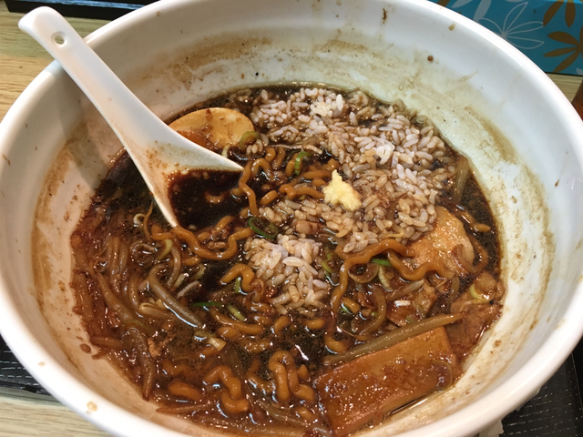 ラーメンとちょびっとごはん50円_いそのかづお