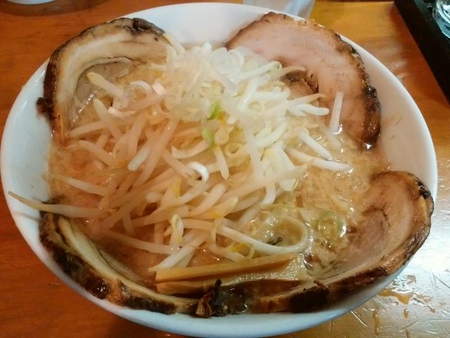 味噌チャーシュー麺、980円_麺の蔵