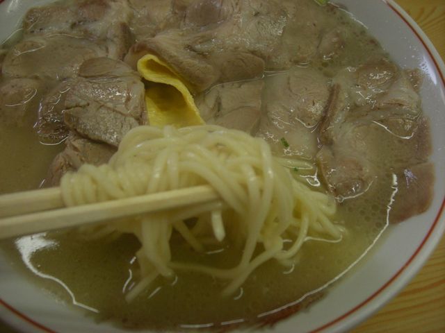 スープはあっさり目_ペルー軒