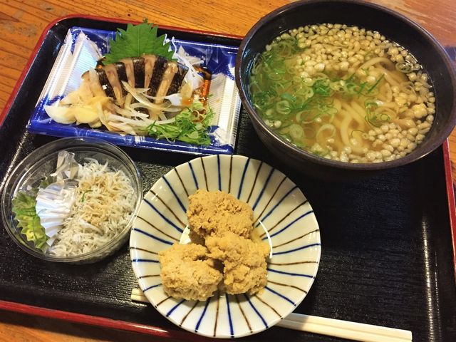 朝ごはん_珍味堂 ひろめ市場