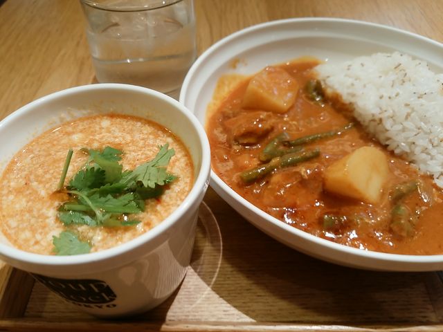 カレーとスープのセット_スープストック・トーキョー アトレ目黒店