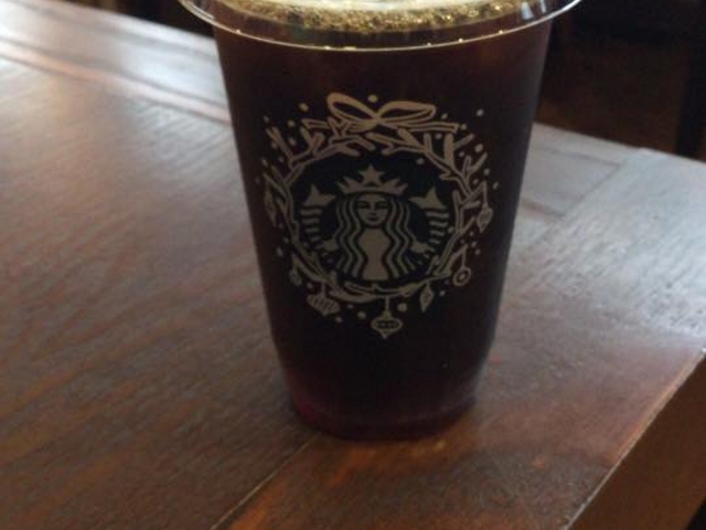 アイスコーヒー_スターバックスコーヒー・蔦屋書店・武雄市図書館店
