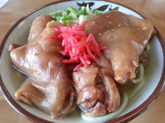 テビチそば_丸吉食堂