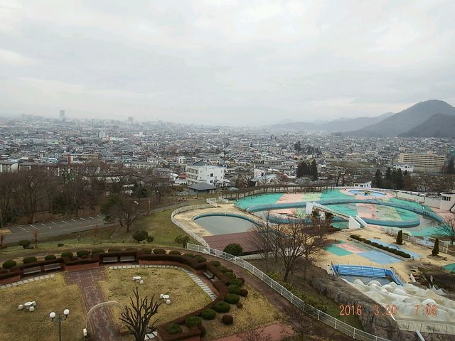プールです。_ヒルズサンピア山形