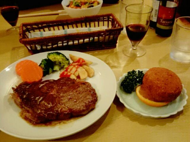 ビーフステーキとカニクリームコロッケ_洋食 スコット