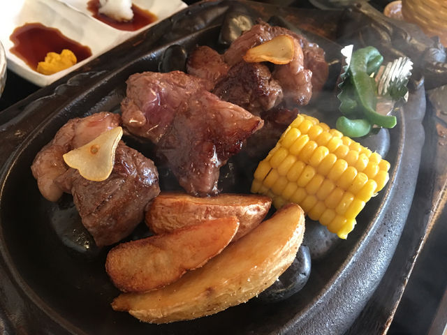 とんかつ 暁亭