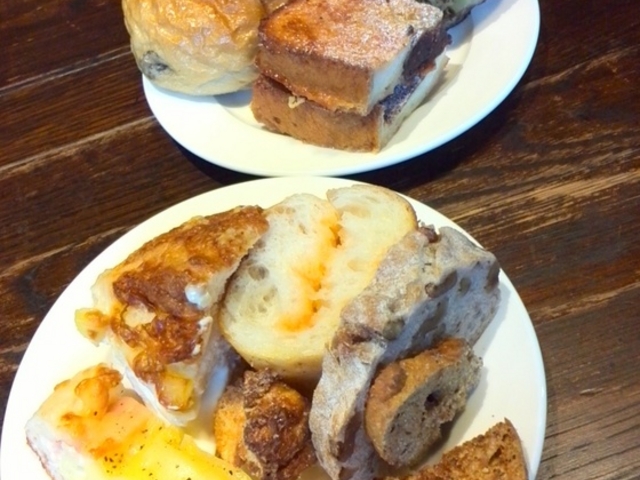 パンは食べ放題!_Heart Bread ANTIQUE 札幌南郷通店