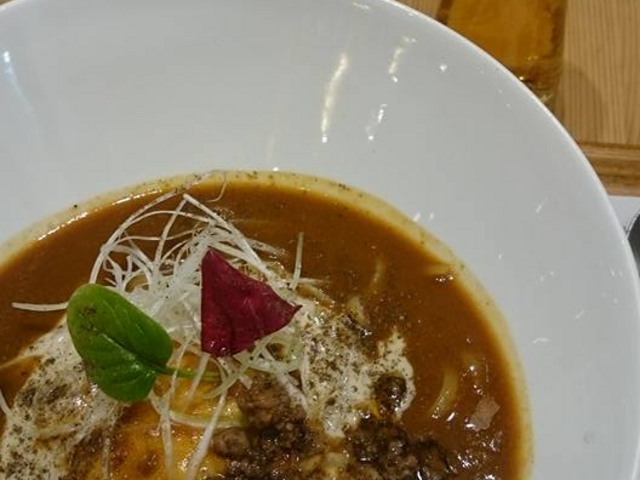 カレーパスタ_ルウとパスタ ぶどうの木