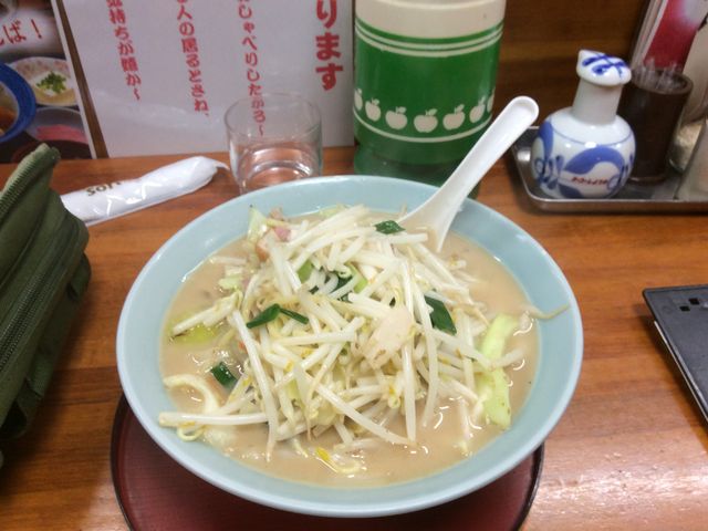 野菜たっぷりヘルシーチャンポン_お食事の店萬福