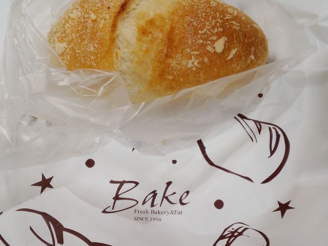 塩バターフランス_手焼き屋BAKE LUNA 長崎駅前店