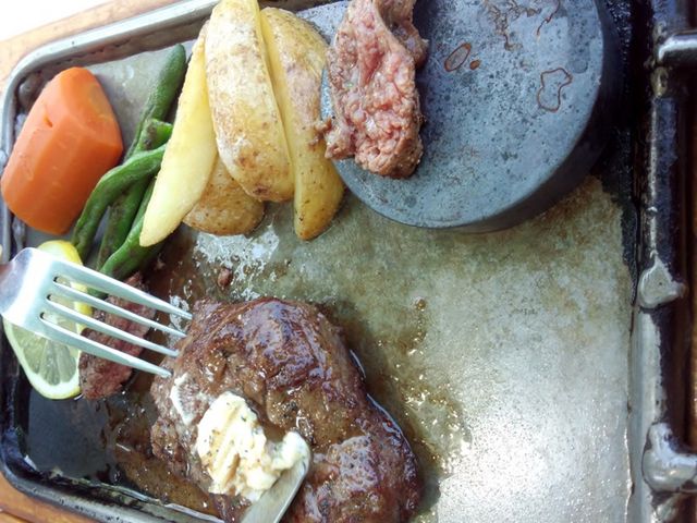 ステーキ_ランバーハウス