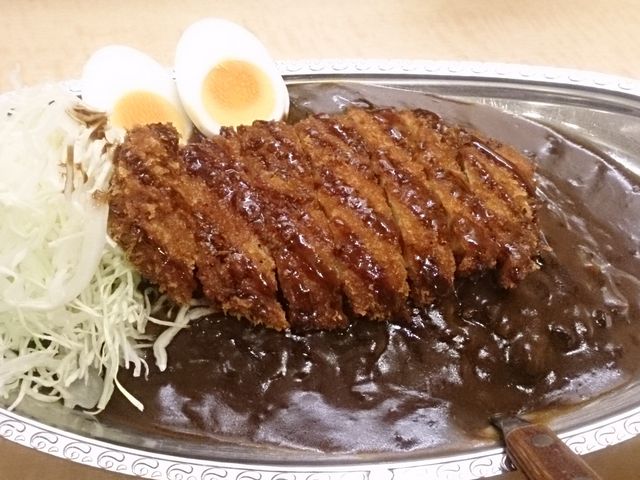 見た目のボリュームは凄い!_ゴーゴーカレー 新橋駅前スタジアム